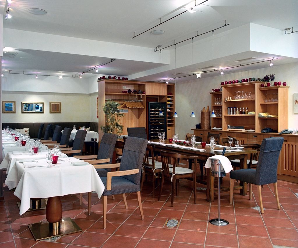 Fourside Hotel Saarbruecken Restaurant photo