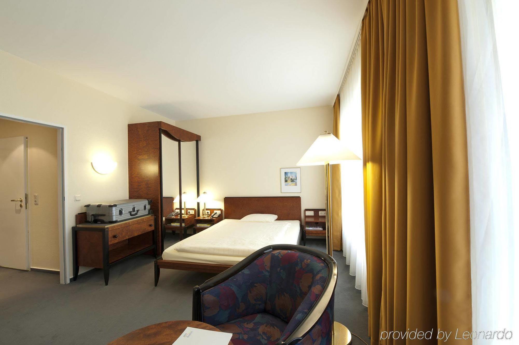 Fourside Hotel Saarbruecken Exterior photo